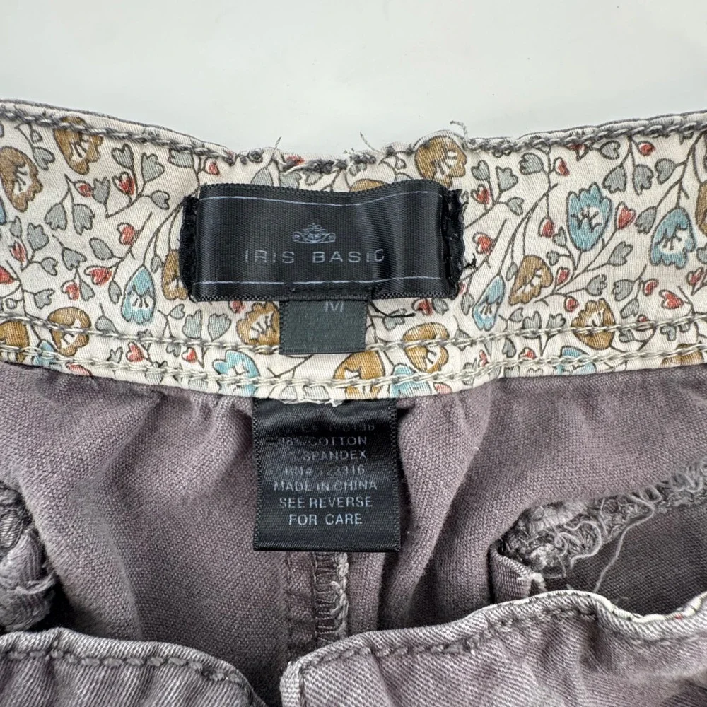 Iris Basic Womens Utility Shorts Charcoal Gray Stretch Cotton Size M Floral Trim
